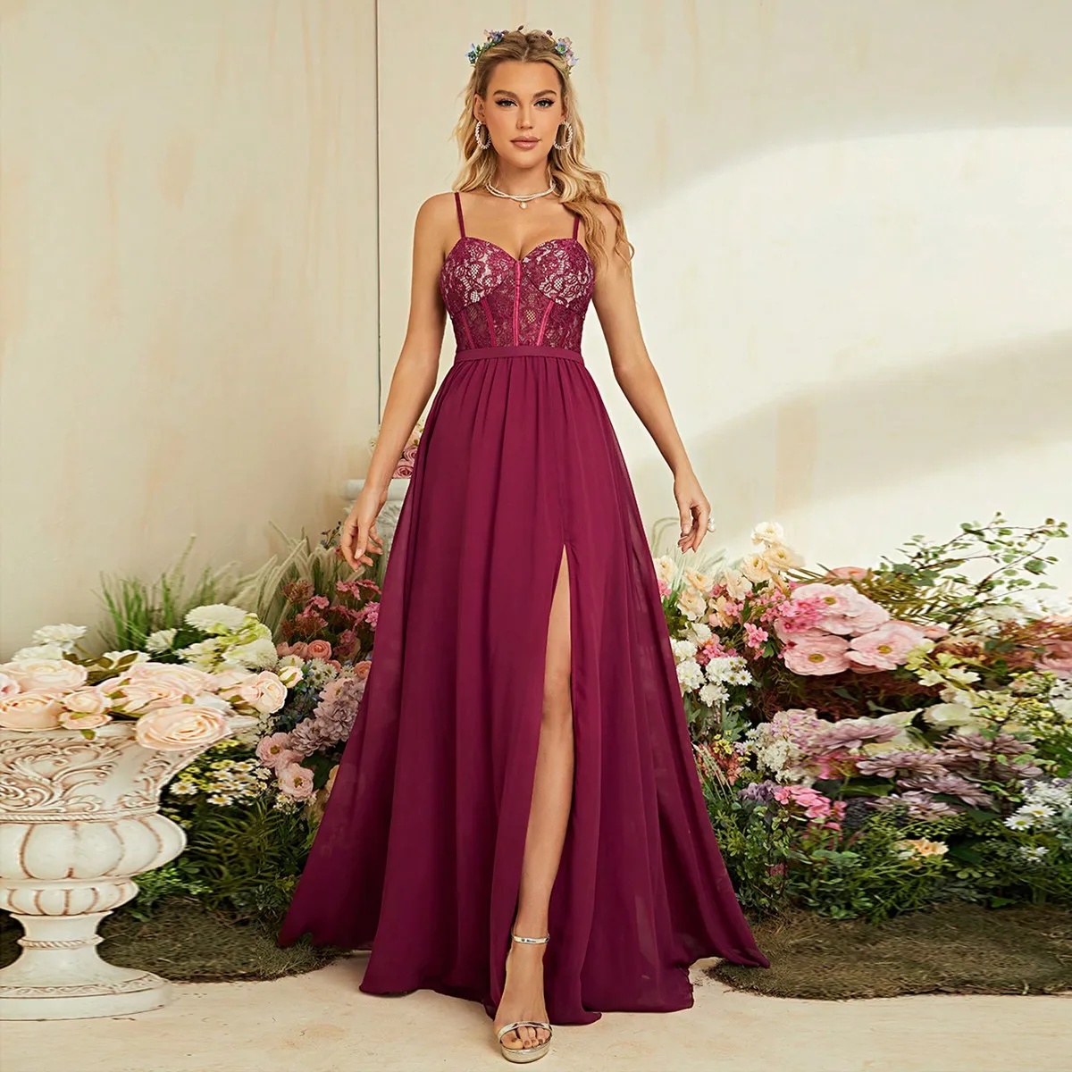 Effenkleurige lange avondjurk  - Embroidery Online Design recensie en prijs