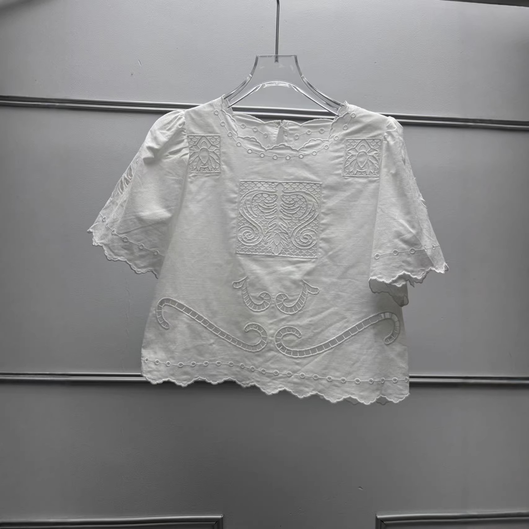 Afslankend effect Uitgeholde b - Embroidery Effect recensie en prijs